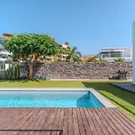 Playa Del Duque, By Paramount Holidays Vila *