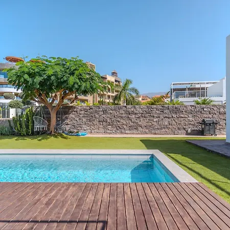 Playa Del Duque, By Paramount Holidays ヴィラ *